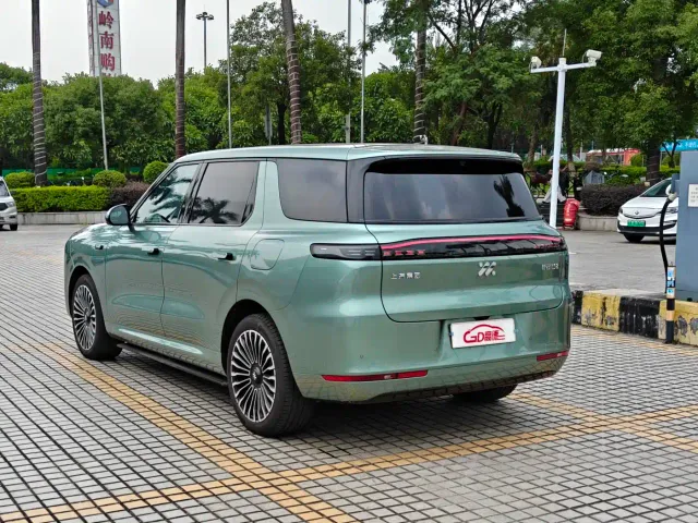 IM Motors LS8 — Фото автомобиля 6
