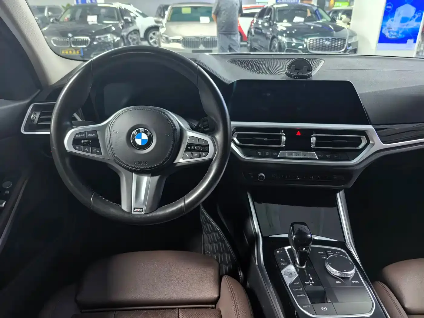 BMW BMW 3 Series 2022 320Li M Sport Package — Фото автомобиля 8