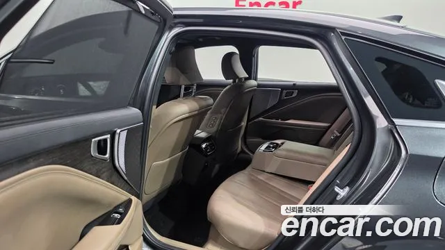 Kia K8 Hybrid — Фото автомобиля 17