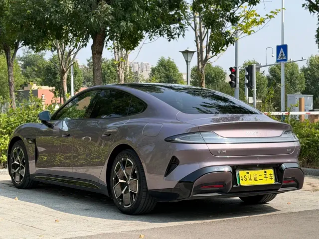 Xiaomi SU7 — Фото автомобиля 22