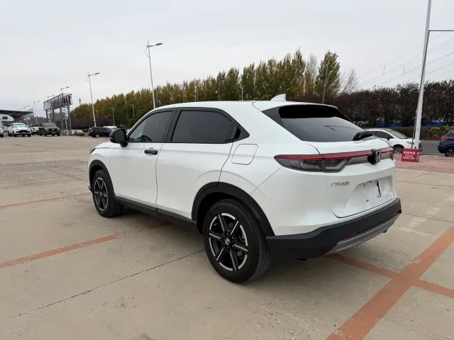 Honda Vezel — Фото автомобиля 5