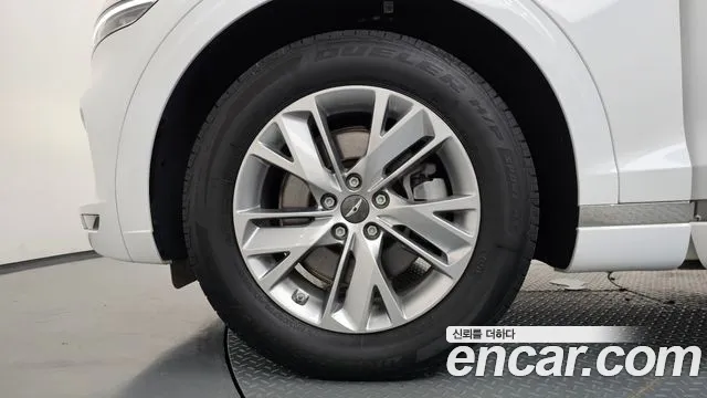 Genesis GV70 2.5T Бензин AWD — Фото автомобиля 5
