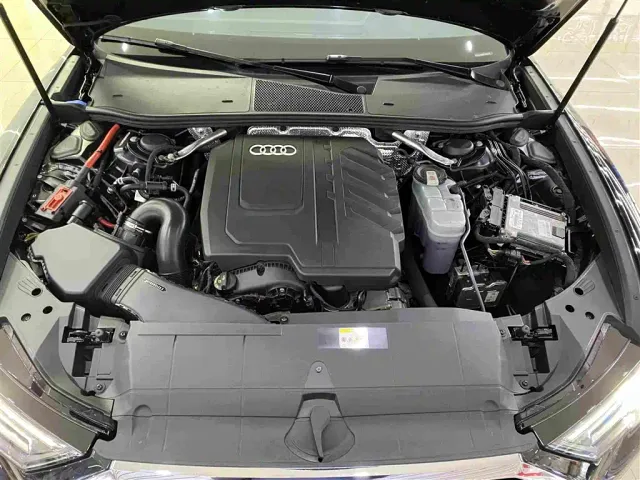 Audi A6L — Фото автомобиля 14