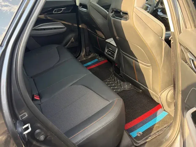 Changan Z6 — Фото автомобиля 7