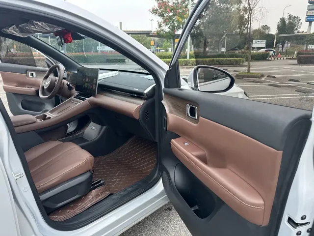 Wuling Starlight S — Фото автомобиля 12