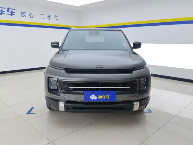 Geely ICON — Фото автомобиля 2