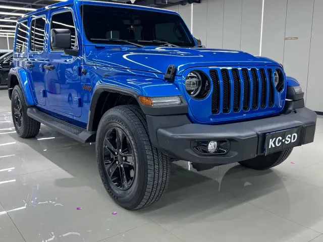 Jeep Wrangler — Фото автомобиля 3