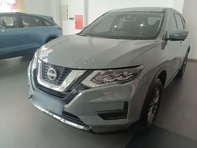 Фотография автомобиля — Nissan X-Trail