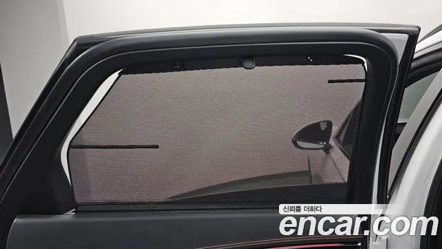 Genesis GV70 — Фото автомобиля 14