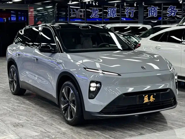 Nio ES8 — Фото автомобиля 3