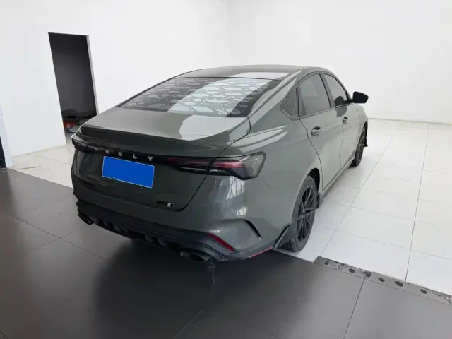 Geely Binrui — Фото автомобиля 8
