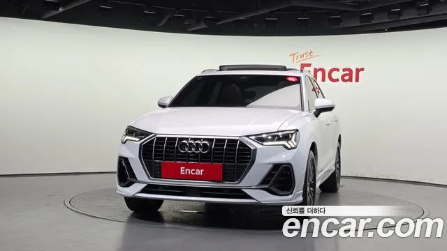 Audi Q3 — Фото автомобиля 3