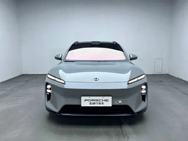 Фотография автомобиля — Nio ET5 Touring