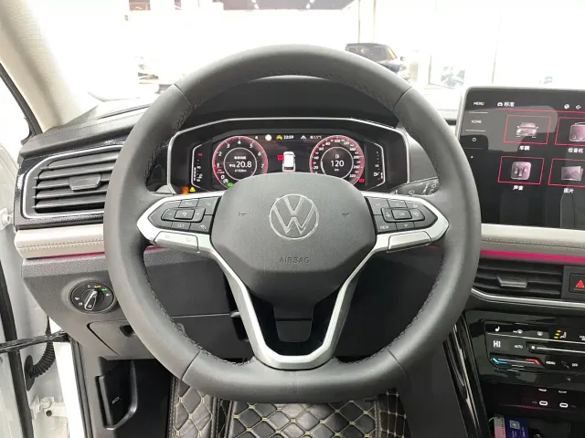 Volkswagen Tayron — Фото автомобиля 7