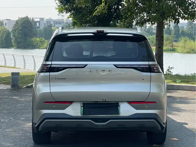 GAC Aion Y — Фото автомобиля 8