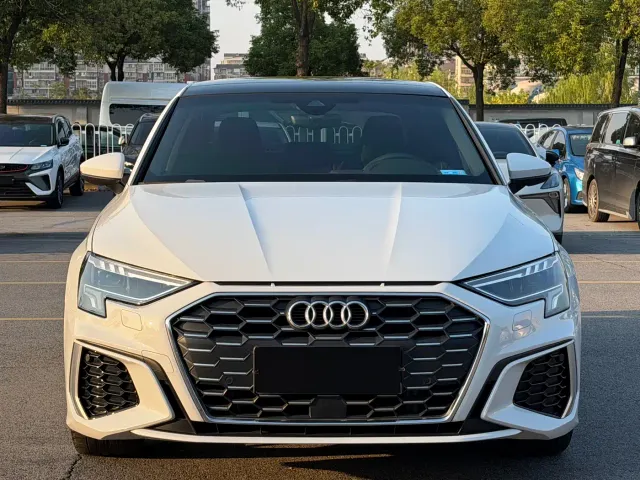 Audi A3 — Фото автомобиля 3