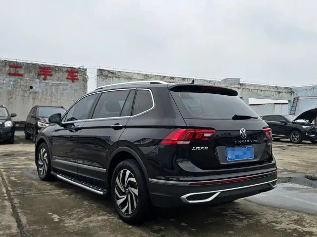 Volkswagen Tiguan L — Фото автомобиля 7