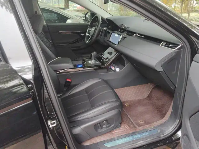 Land Rover Range Rover Evoque — Фото автомобиля 8