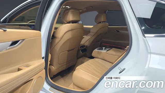 Genesis G80 Бензин 2.5 турбо 2WD — Фото автомобиля 11