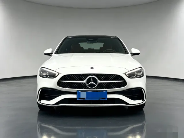 Mercedes-Benz C-Class — Фото автомобиля 2