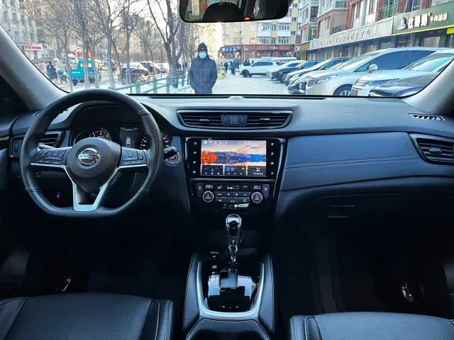 Nissan X-Trail — Фото автомобиля 20