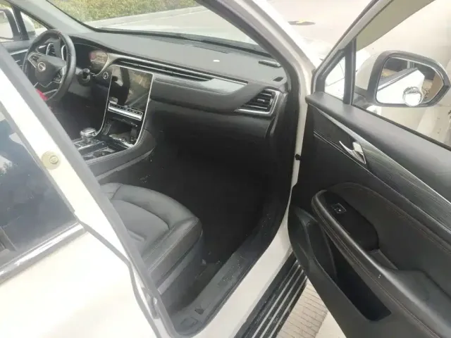 GAC Trumpchi GS4 PLUS — Фото автомобиля 17