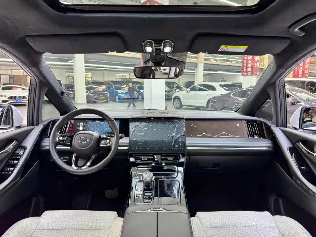 GAC Trumpchi M8 — Фото автомобиля 7