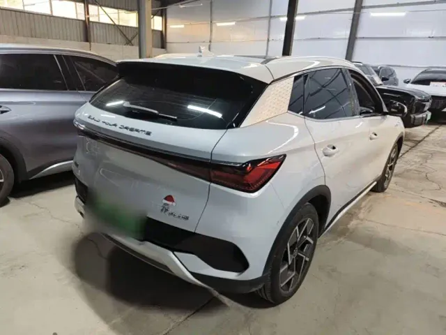 BYD Yuan PLUS — Фото автомобиля 6