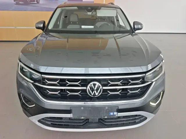 Volkswagen Tayron — Фото автомобиля 2