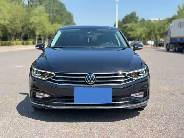 Volkswagen Magotan — Фото автомобиля 2
