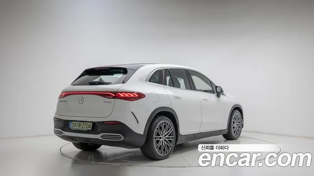 Mercedes-Benz EQE — Фото автомобиля 2