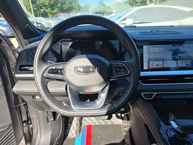 Geely Xingyue L — Фото автомобиля 10