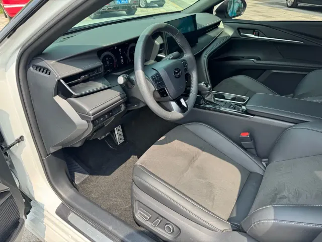 Toyota Camry — Фото автомобиля 18