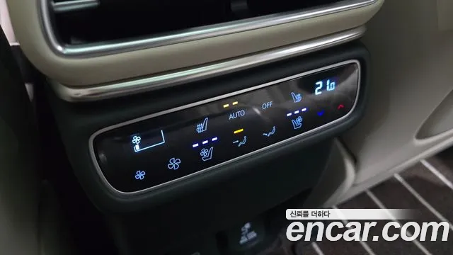Genesis GV80 — Фото автомобиля 30