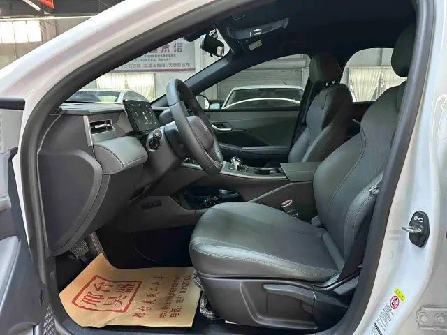 BYD Qin PLUS — Фото автомобиля 15