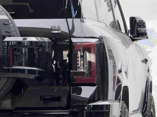 BYD FangChengBao Leopard 8 — Фото автомобиля 6