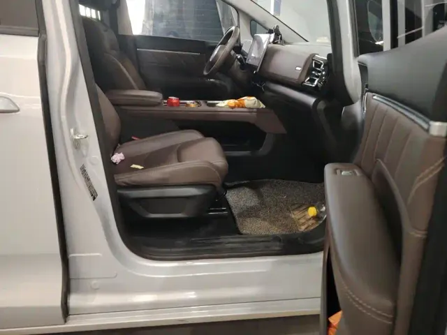 Wuling Starlight 730 — Фото автомобиля 8