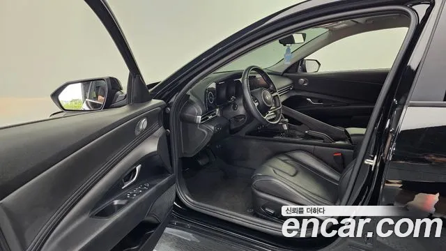 Hyundai AVANTE Avante (CN7) — Фото автомобиля 9