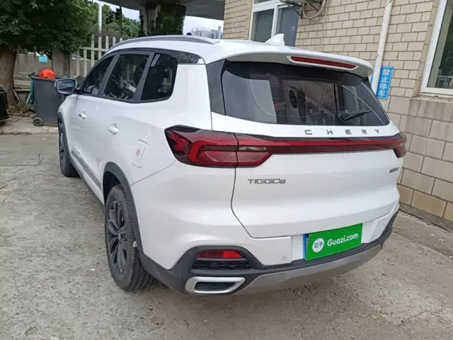 Chery Tiggo 8 — Фото автомобиля 4