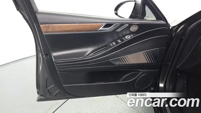 Genesis G80 RG3 — Фото автомобиля 13