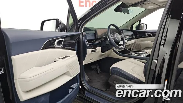 Kia Carnival Generation 4 — Фото автомобиля 14