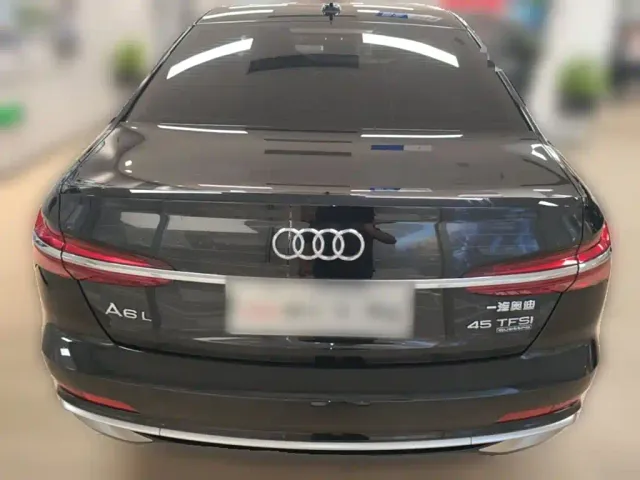 Audi A6L — Фото автомобиля 9