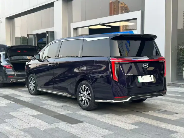 GAC Trumpchi E9 — Фото автомобиля 19