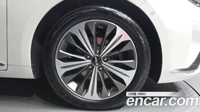 Kia K8 Noblesse — Фото автомобиля 5