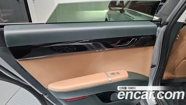 Hyundai Grandeur GN7 — Фото автомобиля 14