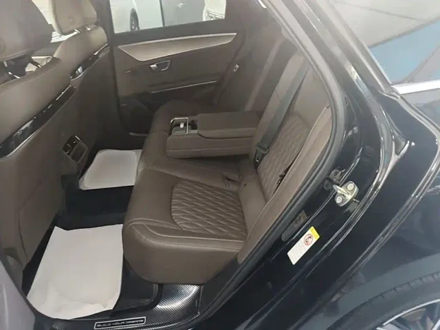 BYD Han — Фото автомобиля 16