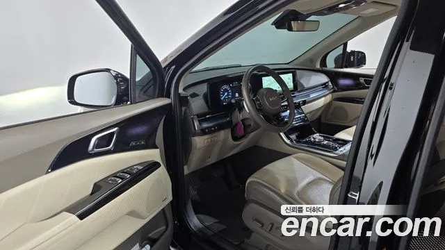 Kia Canival Carnival 4 поколение Бензин 7 мест Hi-Limousine — Фото автомобиля 2