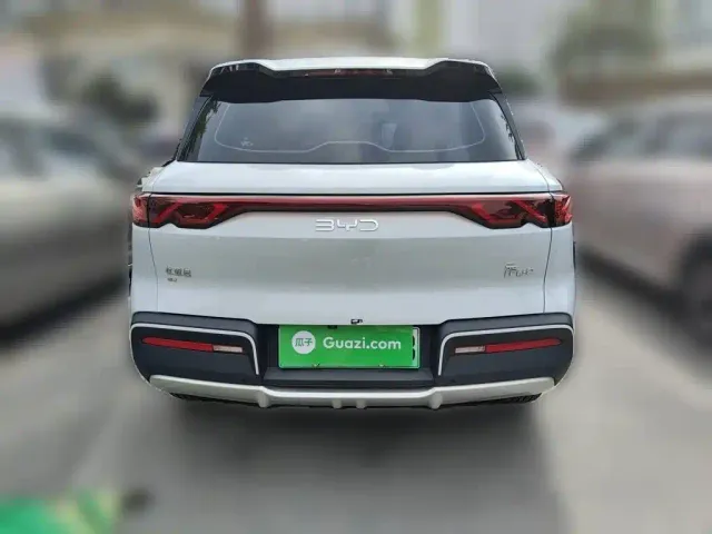 BYD Yuan UP — Фото автомобиля 3