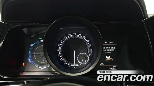 Hyundai Avante CN7 — Фото автомобиля 11
