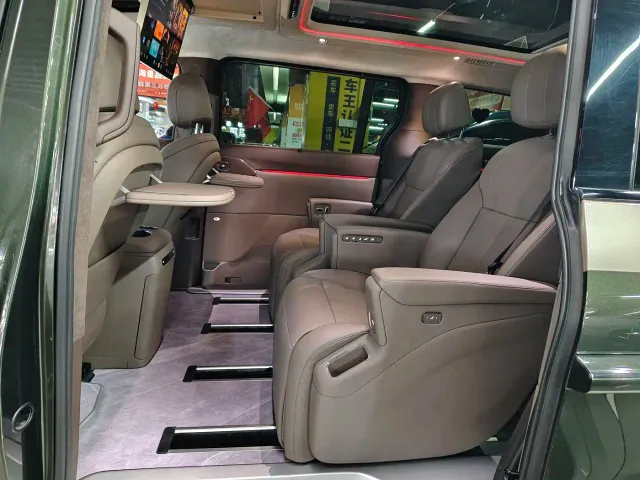 Arcfox Wendao V9 — Фото автомобиля 12